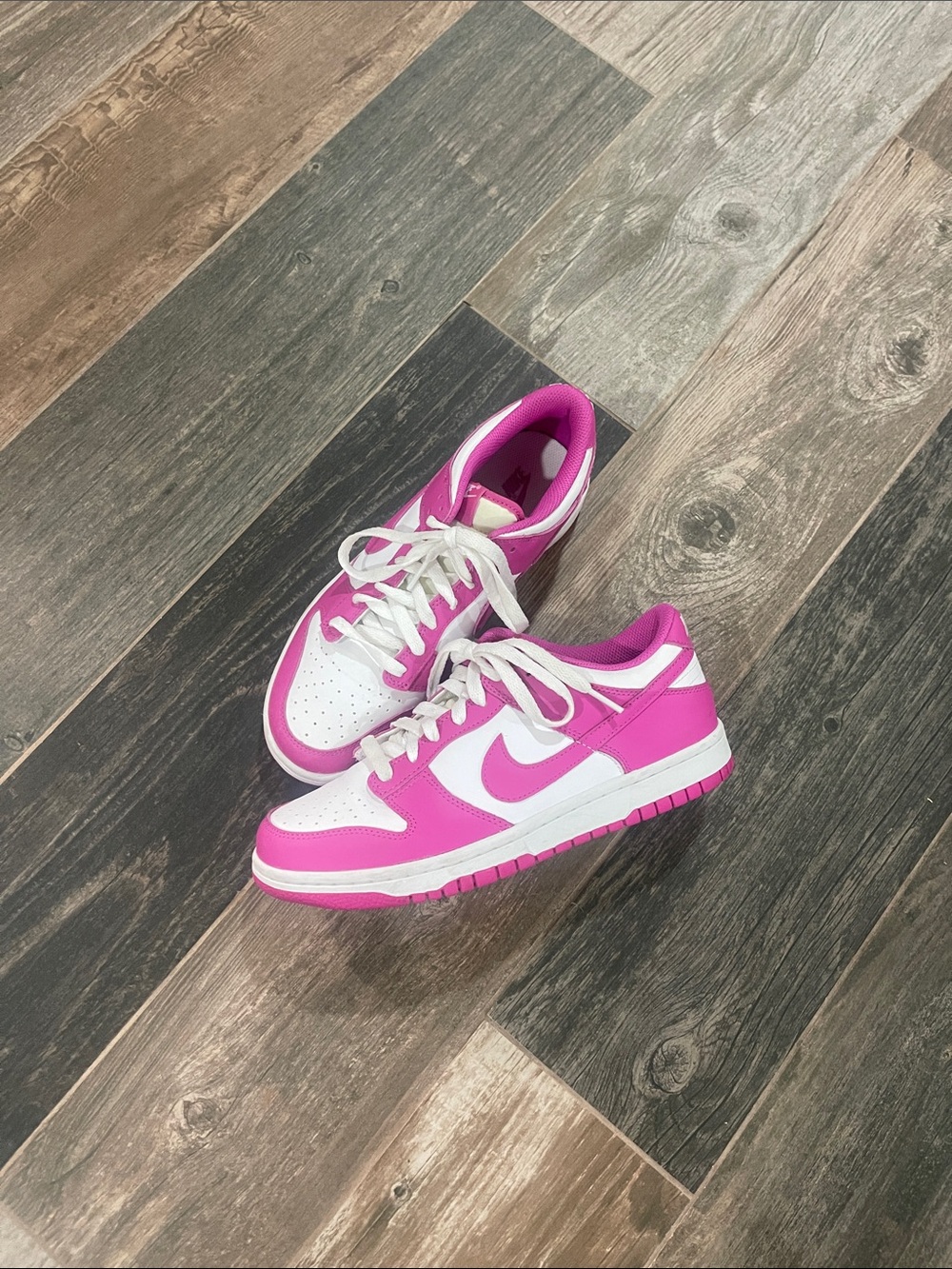 Nike Women's Dunk Low - Pink/White